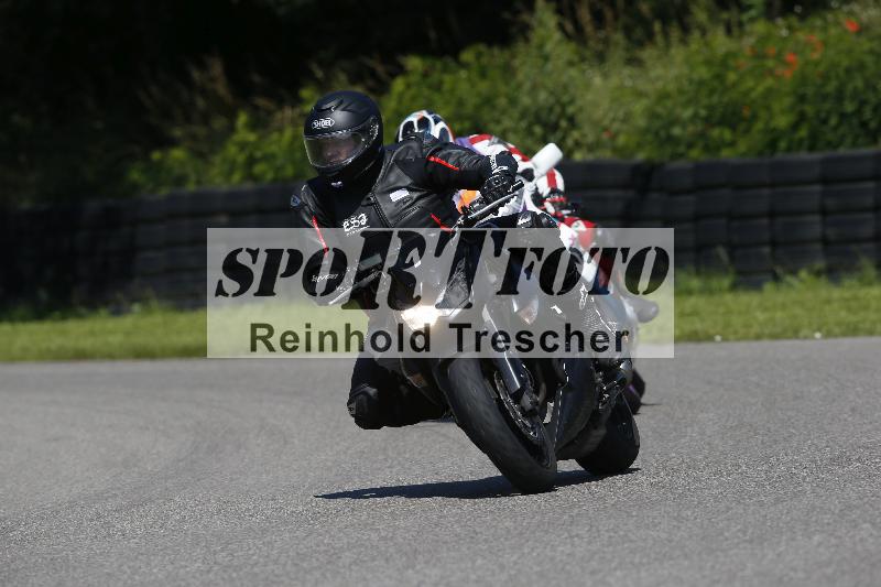 /Archiv-2024/29 12.06.2024 MOTO.CH Track Day ADR/Gruppe blau/1